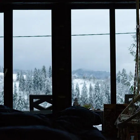 Σαλέ карпатське Hygge для двох з чаном-джакузі у горах Slavske
