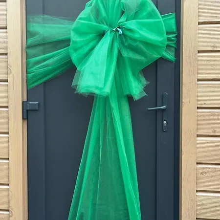 карпатське Hygge для двох з чаном-джакузі у горах