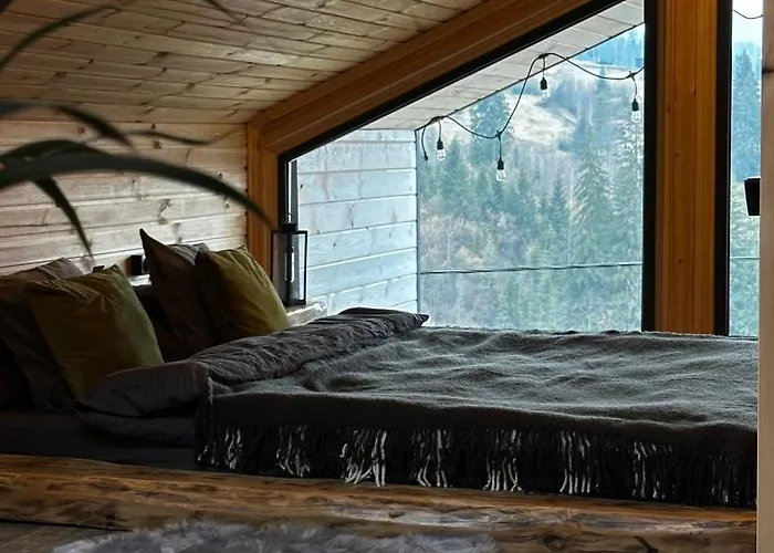 карпатське Hygge для двох з чаном-джакузі у горах * Slavske