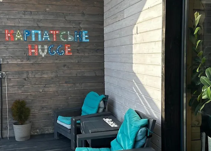 карпатське Hygge для двох з чаном-джакузі у горах *