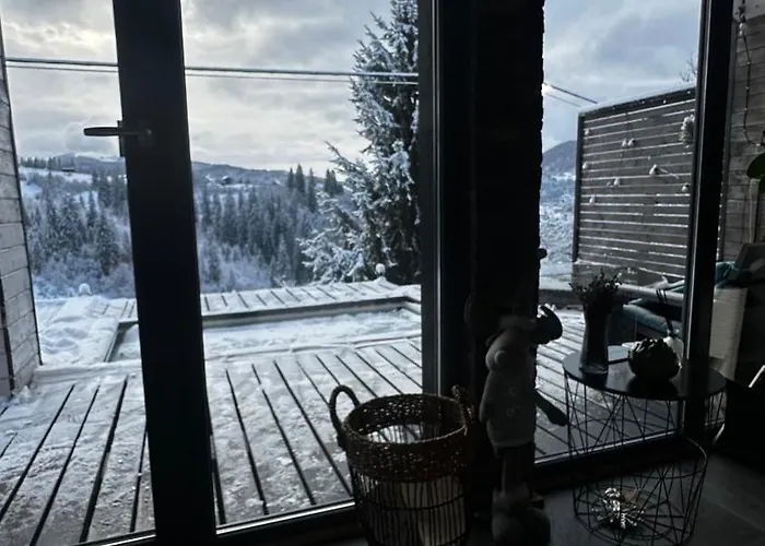 Chalet карпатське Hygge для двох з чаном-джакузі у горах Slavske