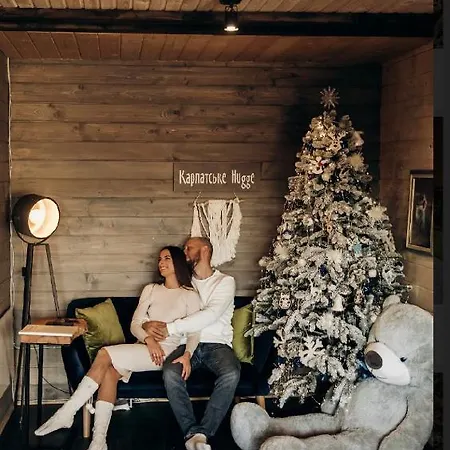 Alpesi faház карпатське Hygge для двох з чаном-джакузі у горах Szlavszke